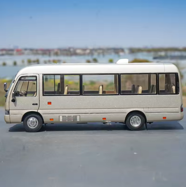 1:24 Diecast Toyota Coaster Model Bus